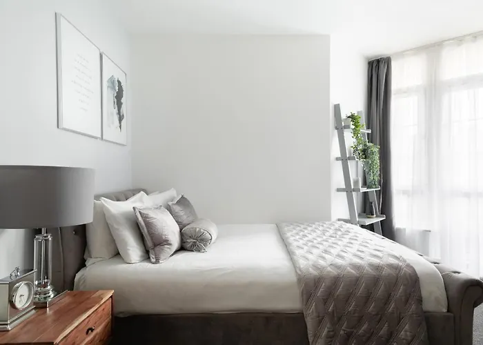 Stunning And Spacious 4 Bed Apr Next To Bricklane